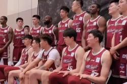 开云体育登录-包含世界篮球盛事引发球迷高涨的热情的词条