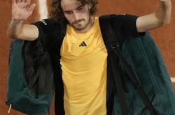 开云体育入口-包含意大利网球队血洗美国网球队，西西帕斯制霸全场的词条