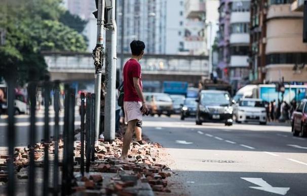 西班牙陷入困境，关键时刻挣扎