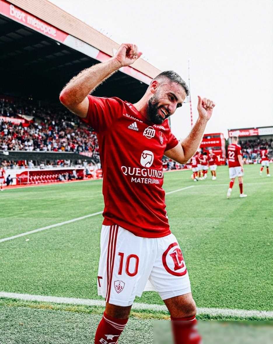 重要赛事取得胜利，球员风头无两