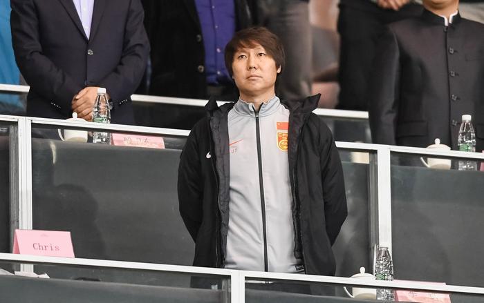 恒大客场力克苏宁,拿下宝贵三分 恒大客场力克苏宁,拿下宝贵三分