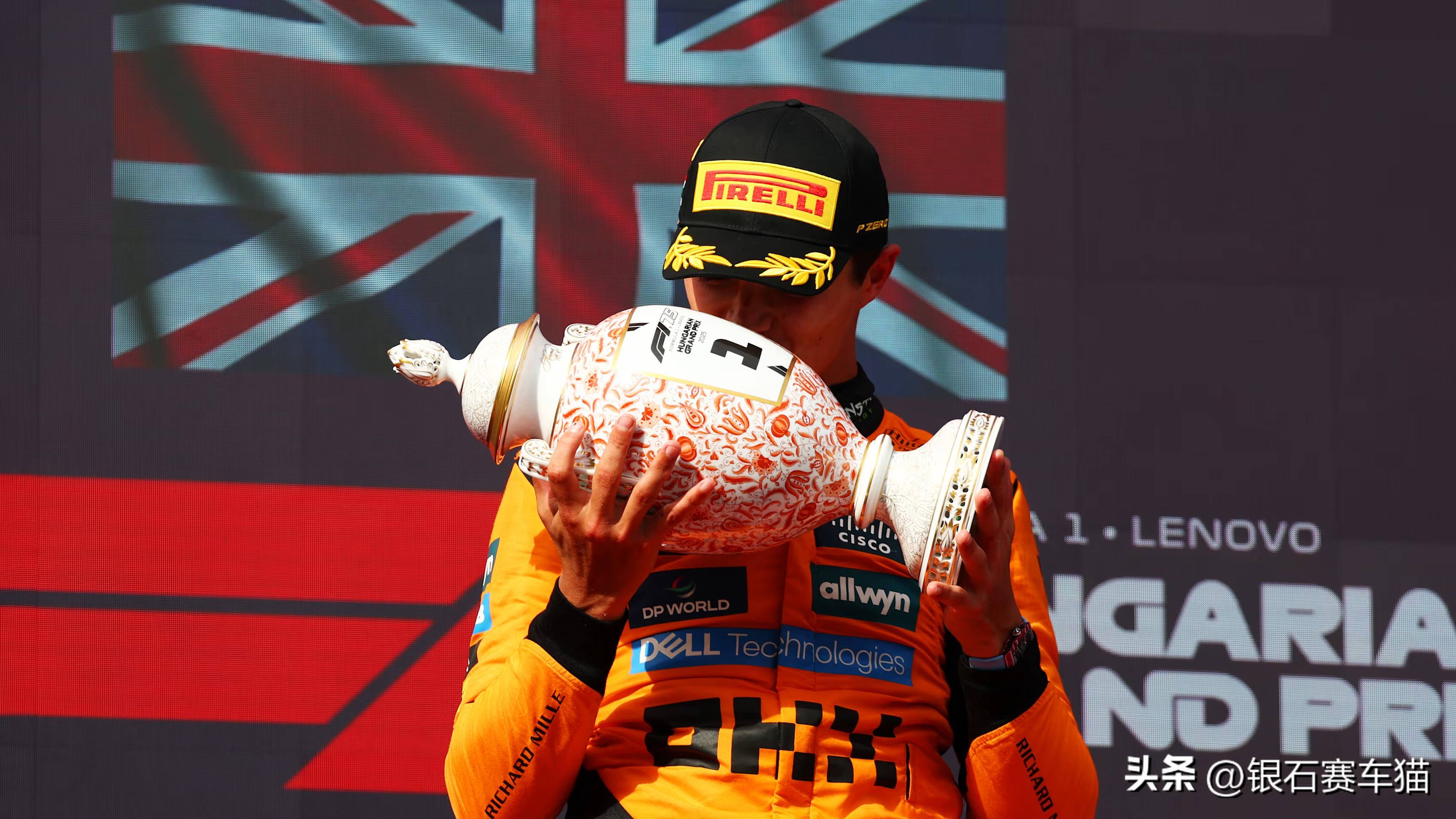 包含迈凯伦逆转索伯车队，诺里斯惊艳四座的词条