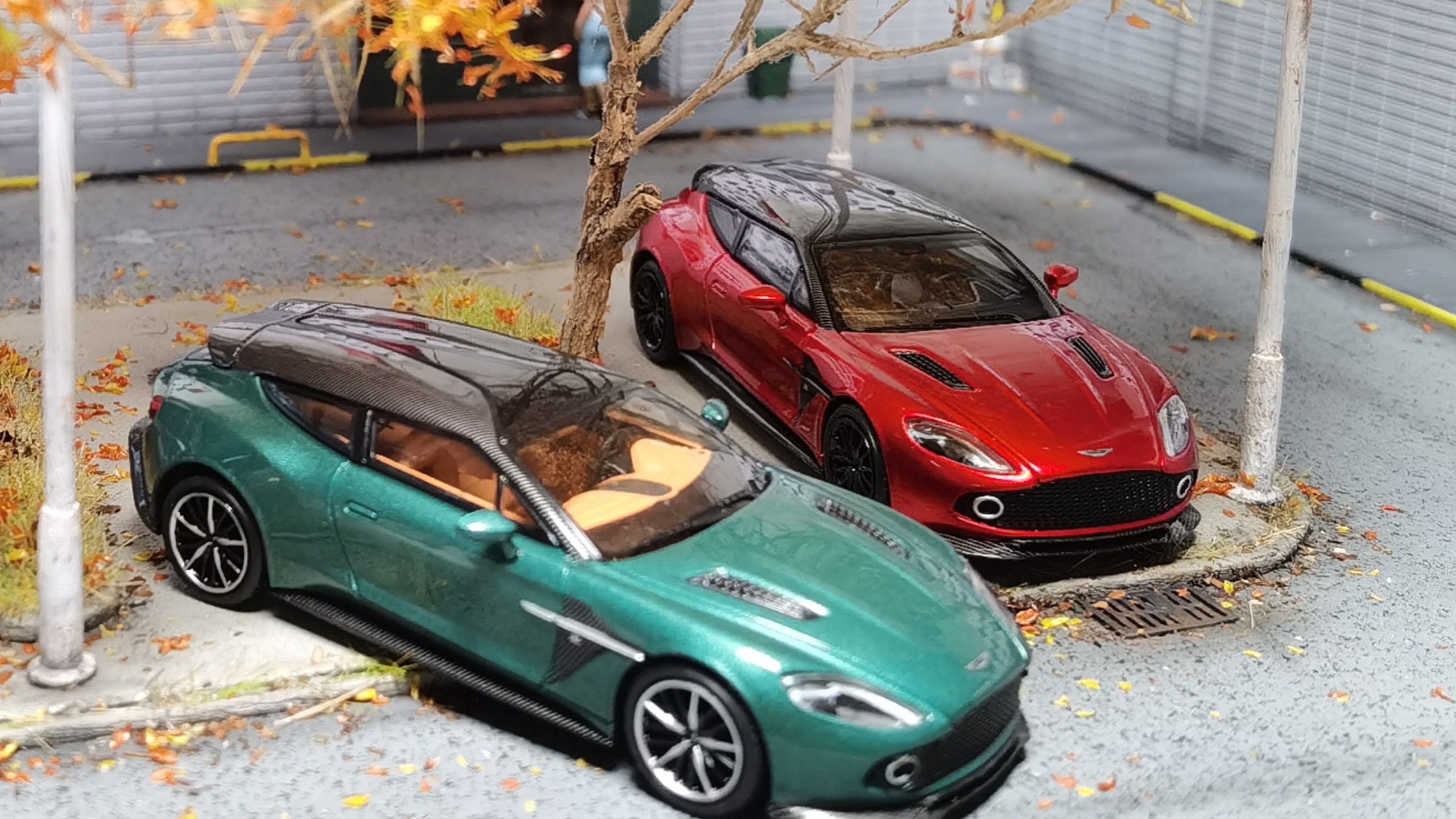 关于阿斯顿马丁翻盘梅赛德斯，汉密尔顿惊艳四座的信息